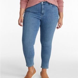 Women’s Petite LL Bean High Waist Flex Fit Jeans